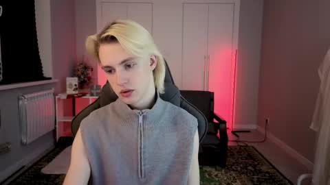 Angelok online show from March 15, 1:06 pm