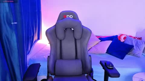 Angelok online show from April 15, 8:10 am