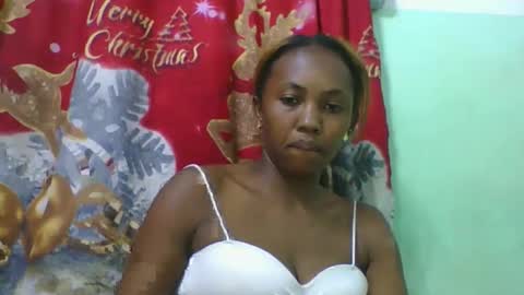 lucie196645 online show from May 23, 7:18 pm