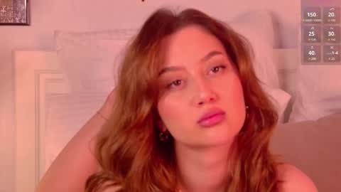 Snapshot of luciebliss chatting on May 27, 6:49 pm Maria online show from May 27, 6:49 pm