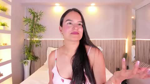 lucie online show from March 4, 5:08 pm