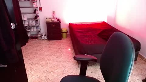 luciifer_hills online show from December 8, 7:54 pm