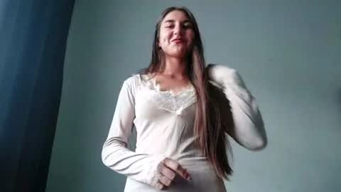 Snapshot of lucillemarshall chatting on July 31, 1:54 pm Lina online show from July 31, 1:54 pm
