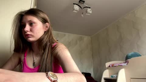 Maya online show from April 11, 7:45 am