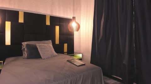 Lucio online show from January 15, 11:59 am