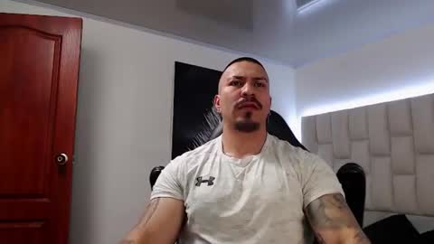 Snapshot of luck_grey chatting on July 28, 6:53 pm luck online show from July 28, 6:53 pm