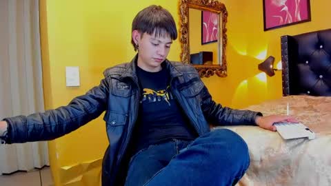 Snapshot of luckk_ chatting on June 30, 8:04 am luckk_ online show from June 30, 8:04 am