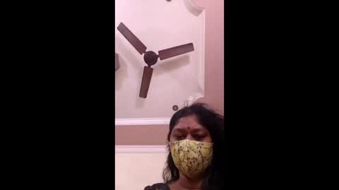 lucky5724286091 online show from April 7, 4:51 pm