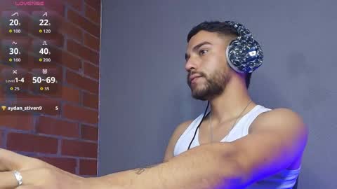 lucky_blessed online show from May 19, 1:56 am