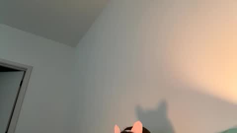 Snapshot of lucky_g3ld chatting on March 29, 9:15 pm lucky_g3ld online show from March 29, 9:15 pm