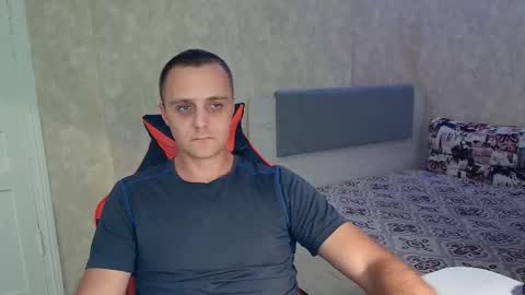 Ethan online show from September 21, 6:09 pm