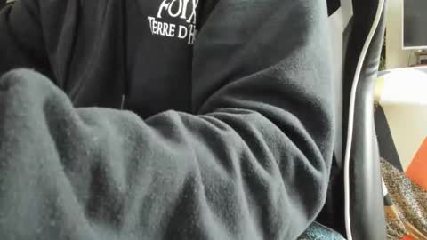 Snapshot of luckydrakex chatting on November 8, 8:36 am Lucky online show from November 8, 8:36 am