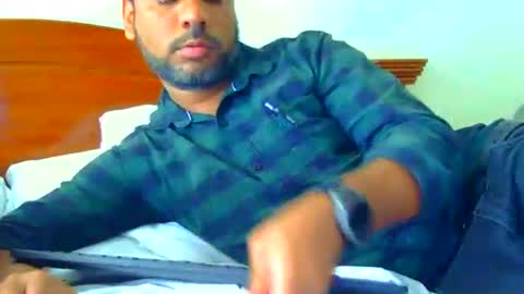 luckyfinalone online show from October 30, 3:46 pm