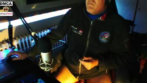        call me  Stefan online show from February 1, 1:12 am