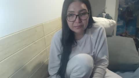 angelisa online show from February 17, 11:22 pm