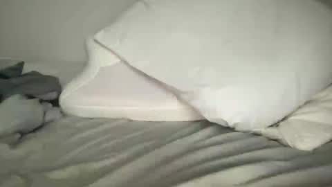 Logan Wall online show from July 22, 3:59 pm