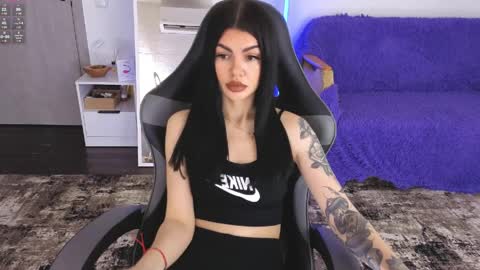 Monika online show from April 8, 8:36 am