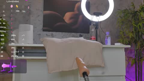 Snapshot of luckystrikee_ chatting on January 26, 2:24 am Alice online show from January 26, 2:24 am