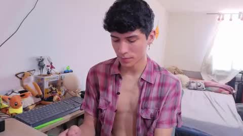 Lu Independent Model online show from March 2, 4:47 pm