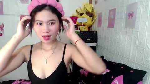 lucsin online show from November 28, 10:40 am