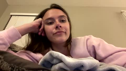 Lucy online show from May 23, 1:44 am