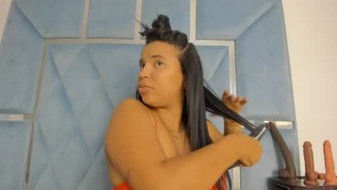 Snapshot of lucy_asm chatting on July 2, 2:12 pm Lucia online show from July 2, 2:12 pm