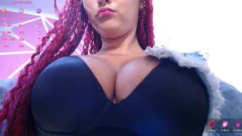 lucy_beatifull online show from April 8, 1:38 am