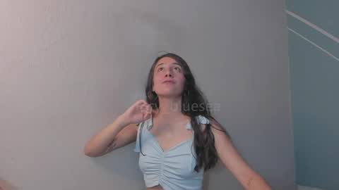 Snapshot of lucy_bluesea chatting on April 26, 11:13 pm Lucy Herrera online show from April 26, 11:13 pm