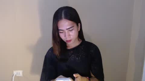 Snapshot of lucy_harper52 chatting on December 7, 9:39 am Lucy Anne online show from December 7, 9:39 am