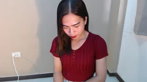 Snapshot of lucy_harper52 chatting on December 21, 10:51 pm Lucy Anne online show from December 21, 10:51 pm