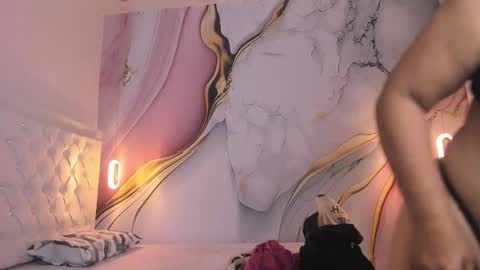 Lucy online show from October 31, 11:11 am