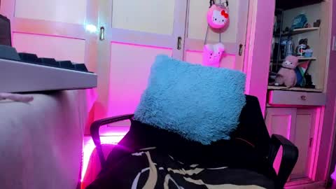 Snapshot of lucy_s3x chatting on March 30, 2:45 am Lulu online show from March 30, 2:45 am