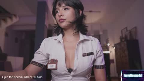 Lucy Alien  online show from December 13, 3:16 am