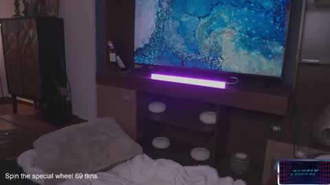 Lucy Alien  online show from December 20, 12:41 am