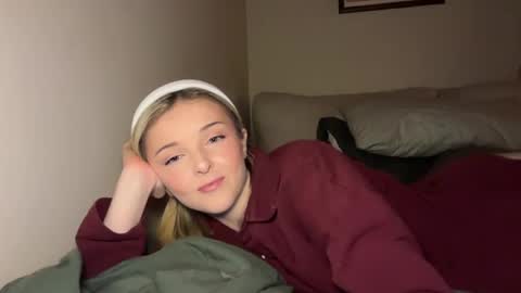 Lucy online show from April 14, 11:11 pm