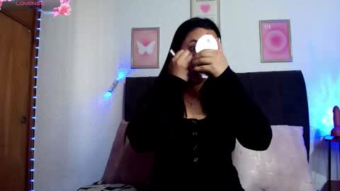 Snapshot of lucyfer_111 chatting on May 22, 11:38 am sam online show from May 22, 11:38 am