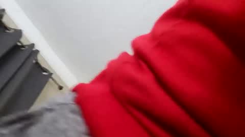 Lucy Loves Lookers online show from February 4, 7:18 am