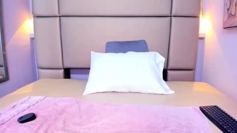 Lucy online show from March 17, 12:08 pm