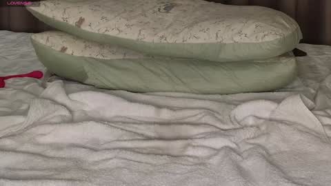 Snapshot of lucynuty chatting on December 7, 12:56 pm Love kinky Go here online show from December 7, 12:56 pm