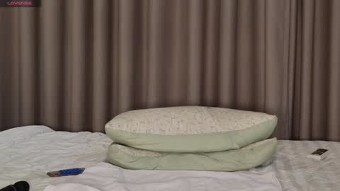 Snapshot of lucynuty chatting on January 7, 5:01 am Love kinky Go here online show from January 7, 5:01 am