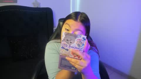 Lucy Petit online show from December 2, 12:54 pm