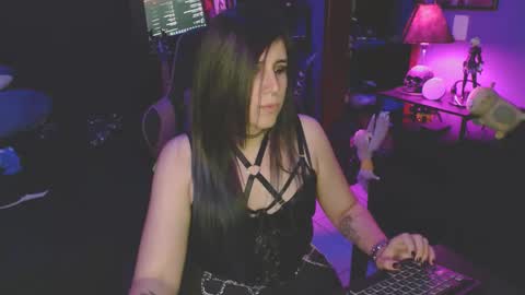 Lucypurr666 online show from May 30, 3:25 am
