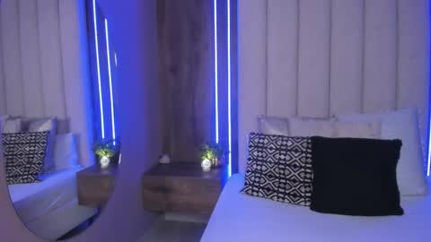 Lucy online show from January 18, 9:40 pm