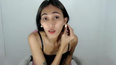 Snapshot of lucyseductive_ chatting on July 12, 7:43 am JIRVIE online show from July 12, 7:43 am
