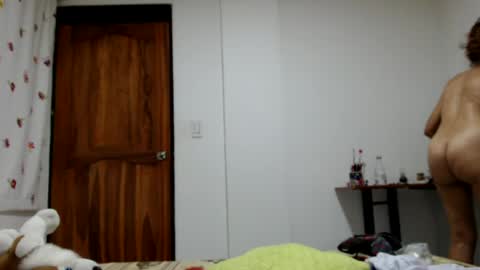 Snapshot of lucysexy4u chatting on July 20, 12:03 am I am Luciana Martin... Welcome in my room online show from July 20, 12:03 am