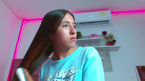 Snapshot of lucyy_start chatting on March 11, 7:14 pm LUCY online show from March 11, 7:14 pm