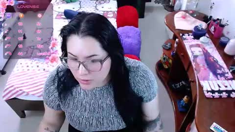 Snapshot of lufek_23 chatting on February 22, 7:03 pm Lufek23 online show from February 22, 7:03 pm