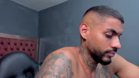 Luigi Vitale online show from February 8, 7:05 pm