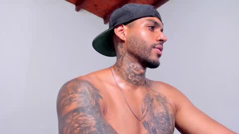 Luigi Vitale online show from September 15, 3:28 am