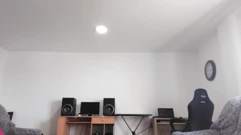 Luigi online show from November 9, 2:15 pm